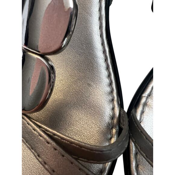 NWOT Italian Shoemakers Silver Wedge Strappy Heels - 8.5 - Picture 8 of 14